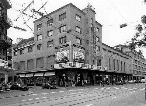 «Man trifft sich im Kino Apollo!» Das Cinema Apollo an der Staufacherstrasse in den 1970er Jahren.